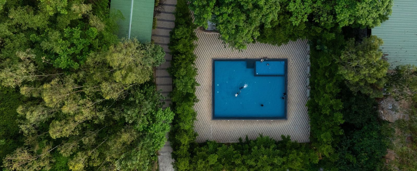 Pool 2