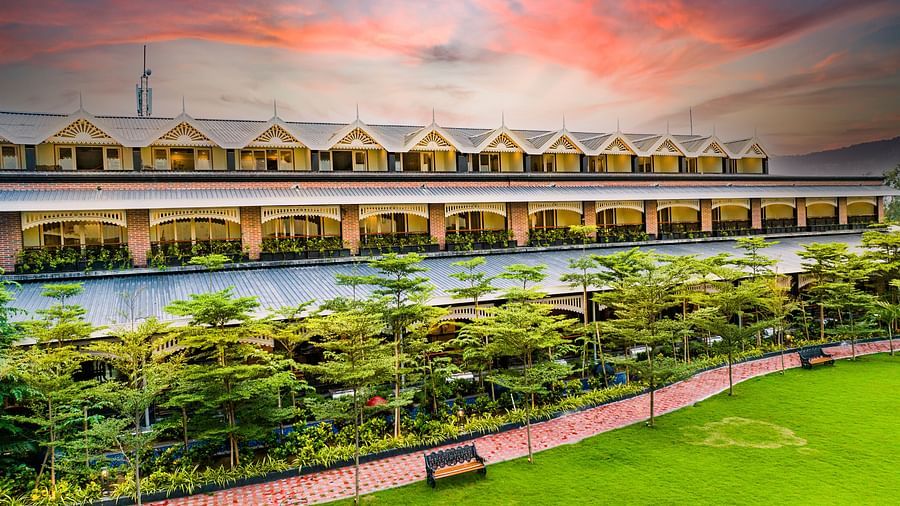 Facade of Mayfair Oasis Resort & Convention, Jharsuguda 13
