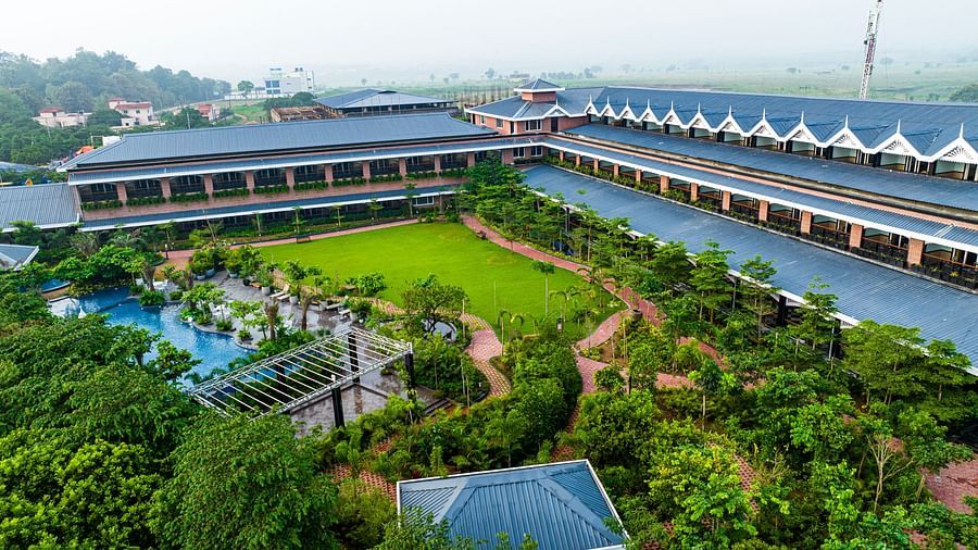 Facade of Mayfair Oasis Resort & Convention, Jharsuguda 2
