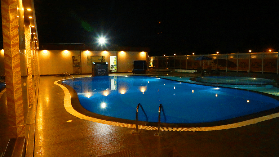 Swimming pool 7