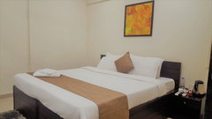 Rooms in Anderi East, Restaurant in Andheri, Dragonfly hotel in Andheri