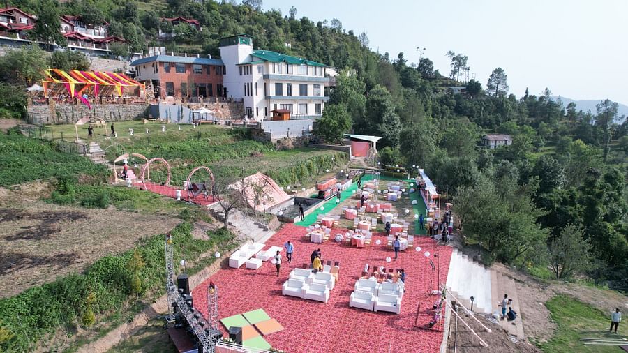 An outdoor wedding venue nestled in a mountain