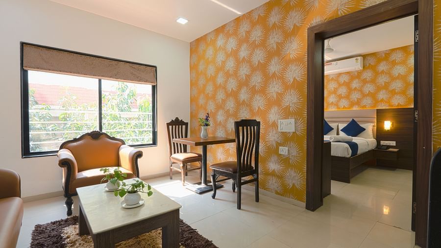 Living area picture with furniture - Magnus Aerith Studio, Kharadi