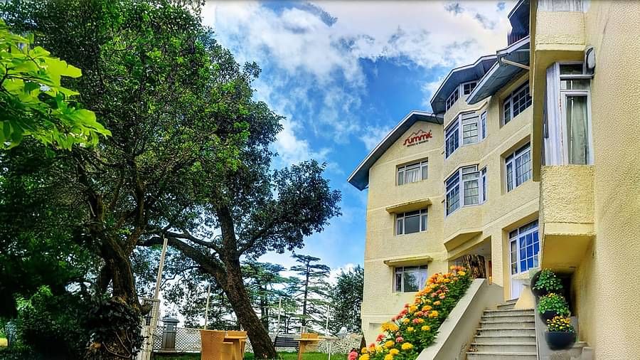 Summit Le Royale