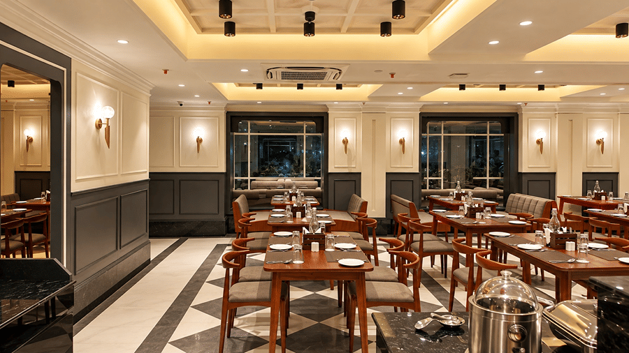 RESTURANT AREA 2