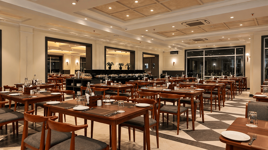 RESTURANT AREA 4