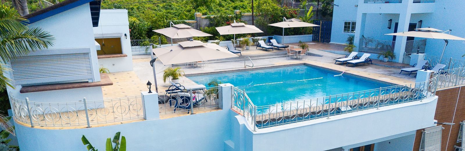 An image of a pool in Montego Bay on top of a building - Hotel 39, Jamaica (Montego Bay)