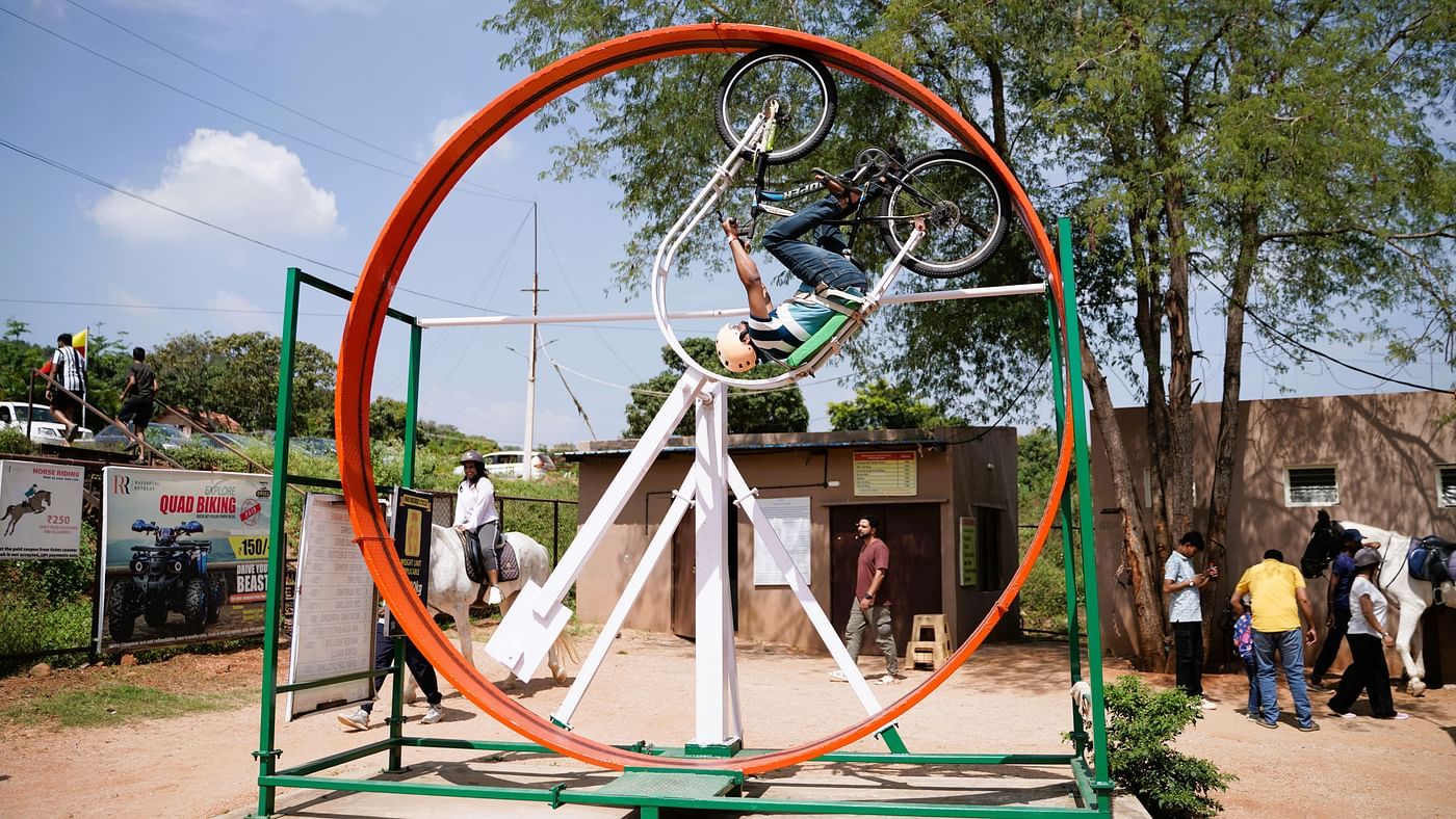 Image of an empty 360 Degree Cycle at Ravishing Retreat on a sunny day
