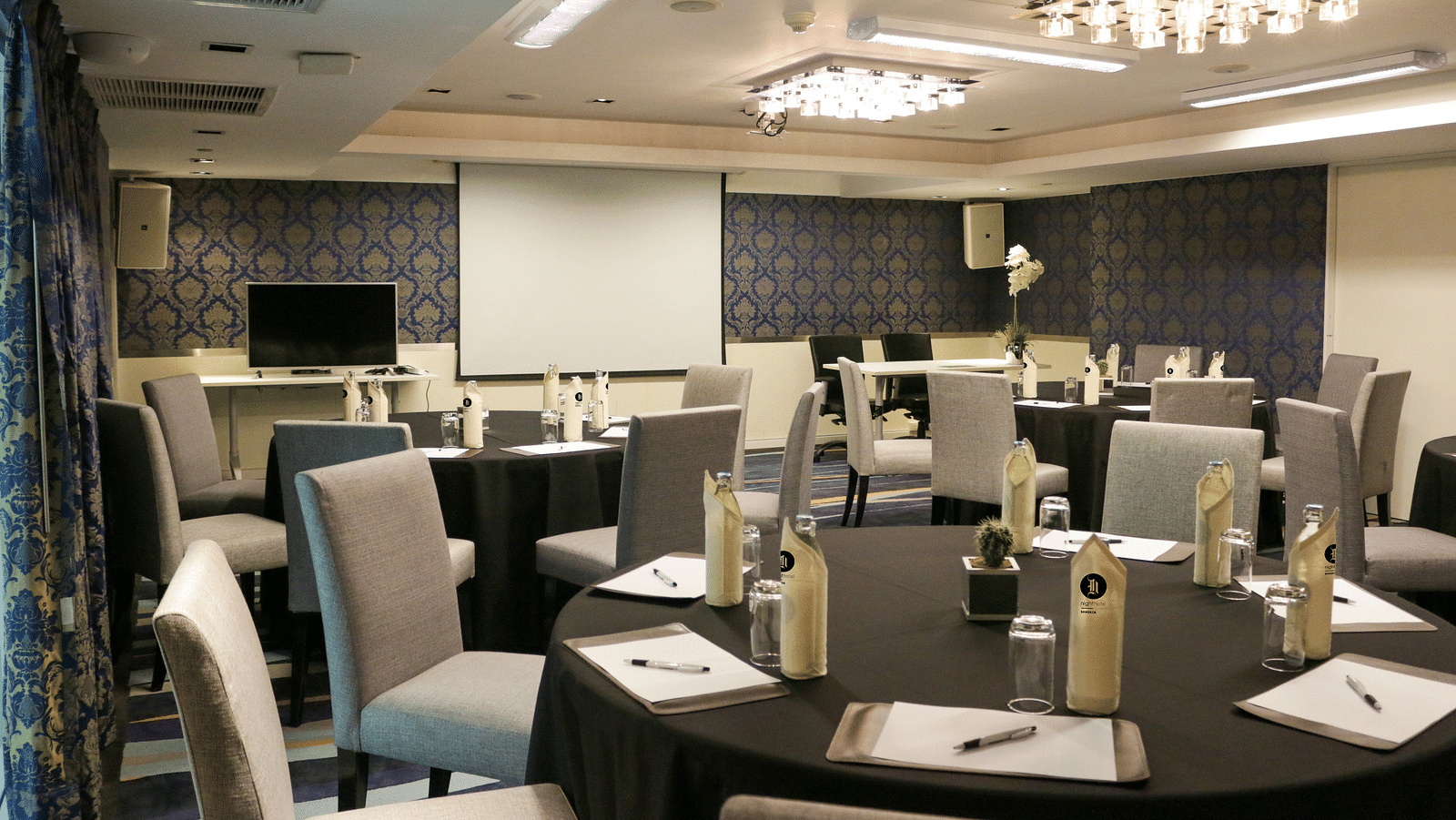 Overview of The Haute Couture meeting room - Night Hotel Bangkok.