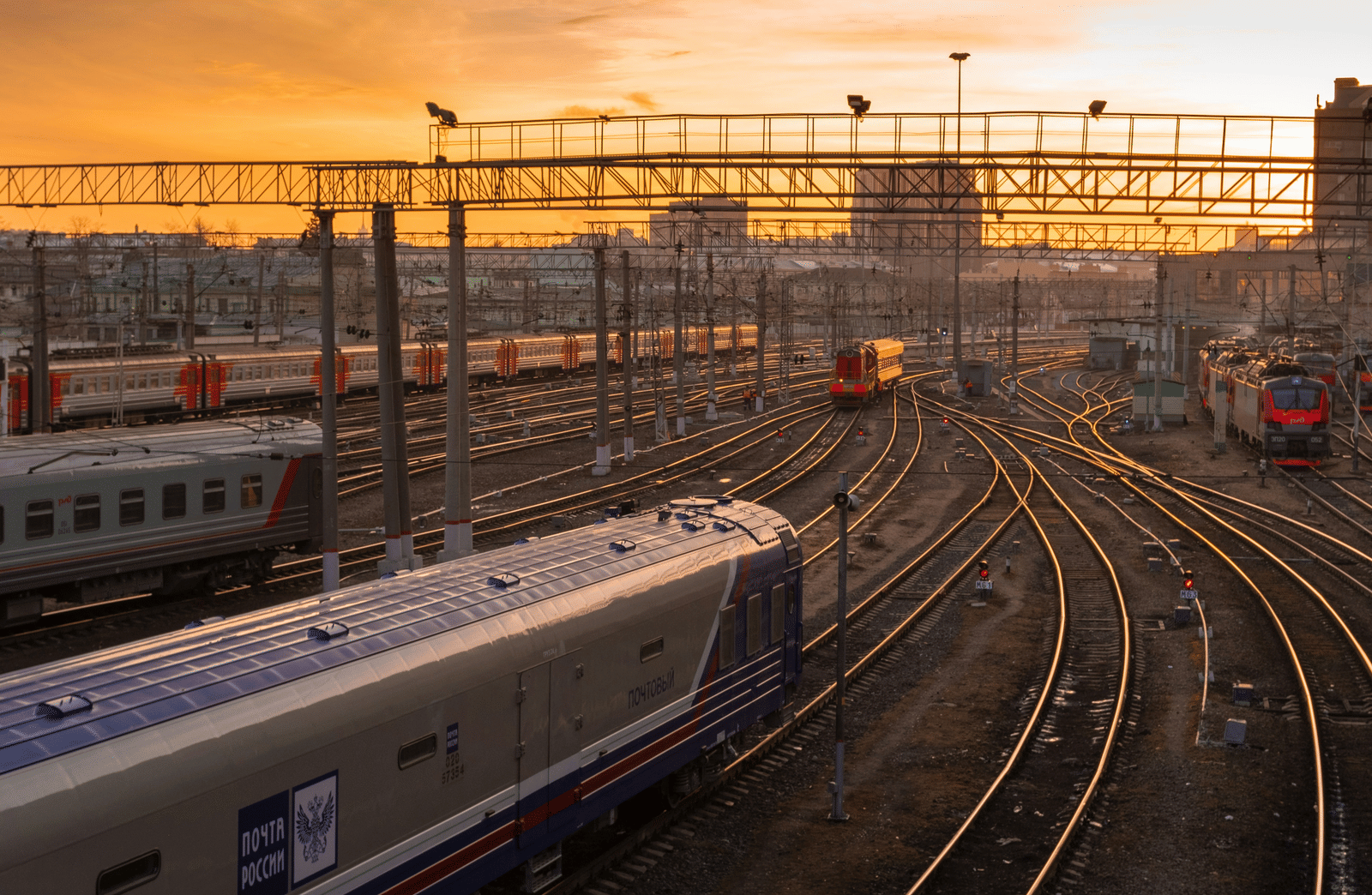 ant-rozetsky-cUSp8yloTU0-unsplash