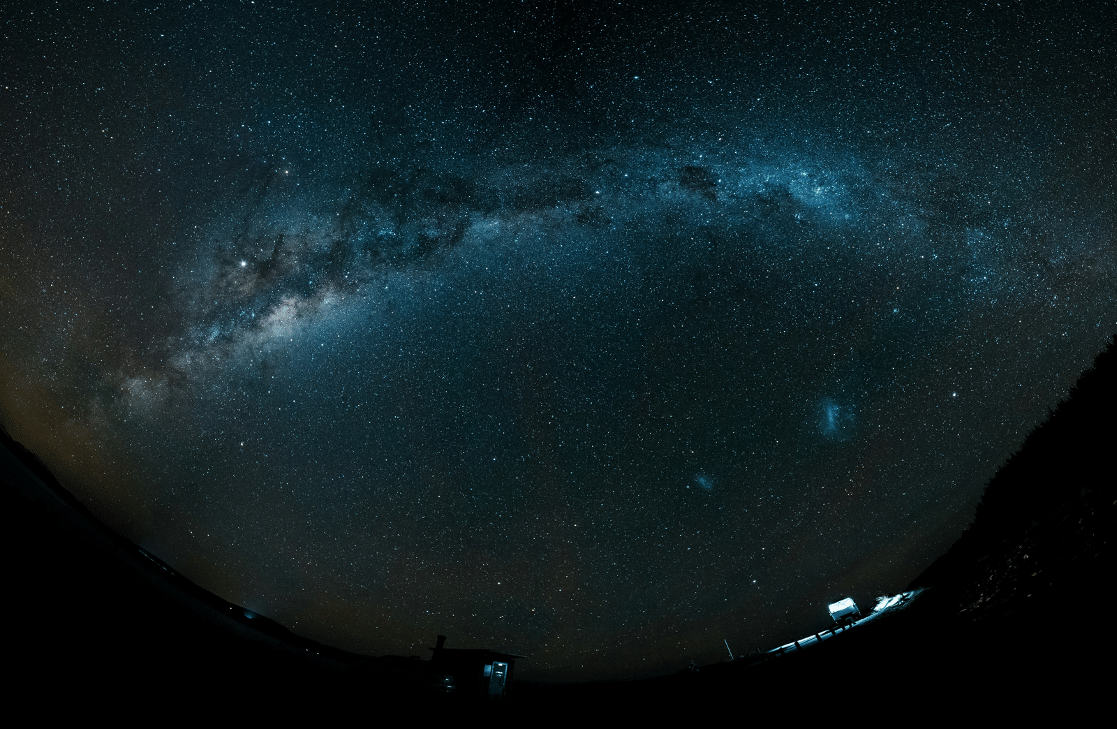 joshua-oh-hINe-EAgDPw-unsplash