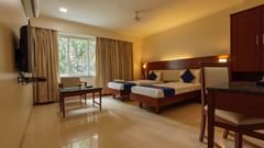 Twin room with double beds