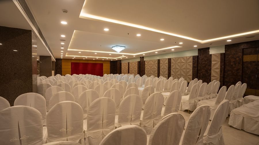 Seating arrangement in the banquet hall at Grand Continent, Secunderabad