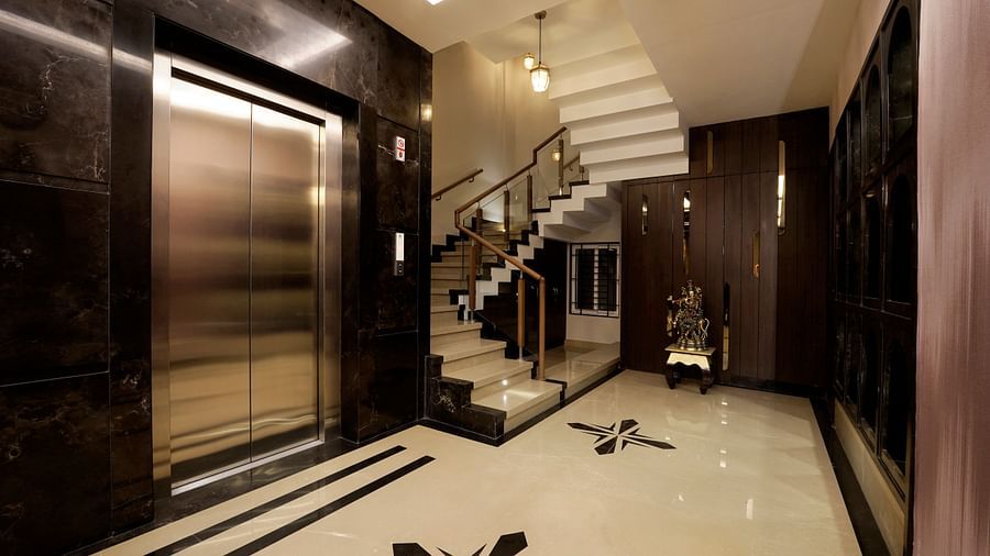the lobby area of the hotel - Hotel Gwen by Rivido, Near Bannerghatta Road 00