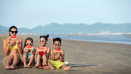 kids enjoying summer