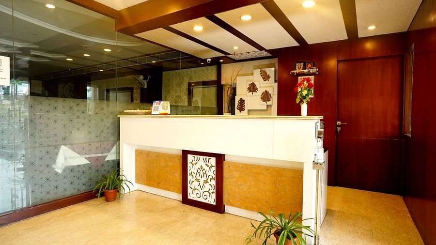 Admire reception area