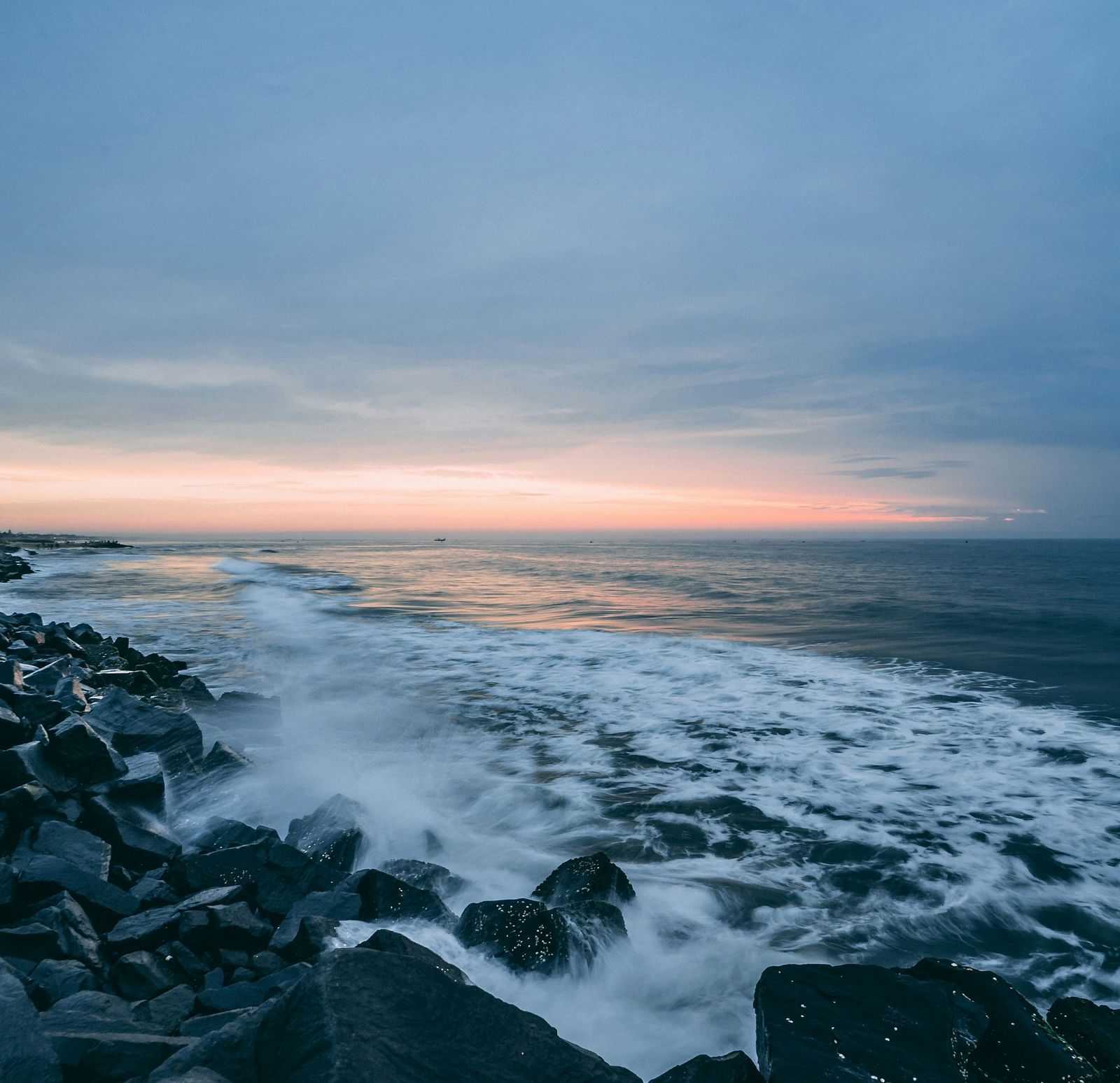 An overview of a beach in Pondicherry after the sunset 