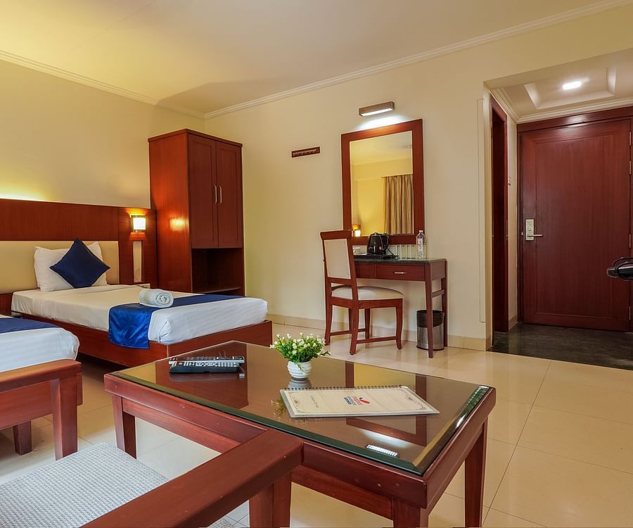 Twin room with double beds