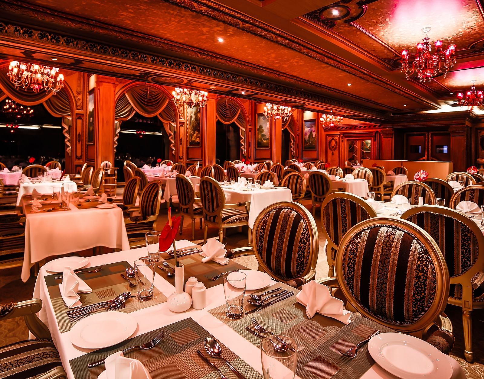 Dining arrangement in the restaurant at Sitara Luxury Hotel in Hyderabad near Ramoji Film City