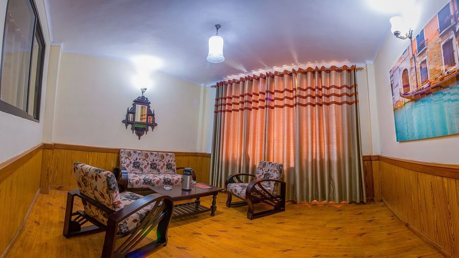 Suites in nainital, garden facing heritage suite, The pavilion Hotel 11