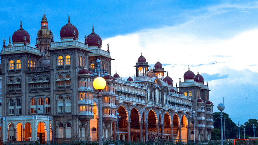 exterior facade of mysore palace