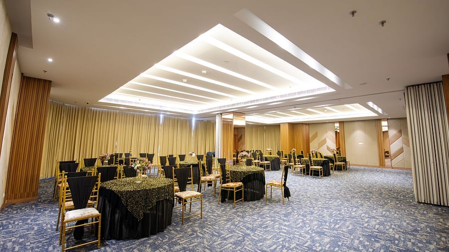 Topaz Hall at Hometel Alambagh, Lucknow 4