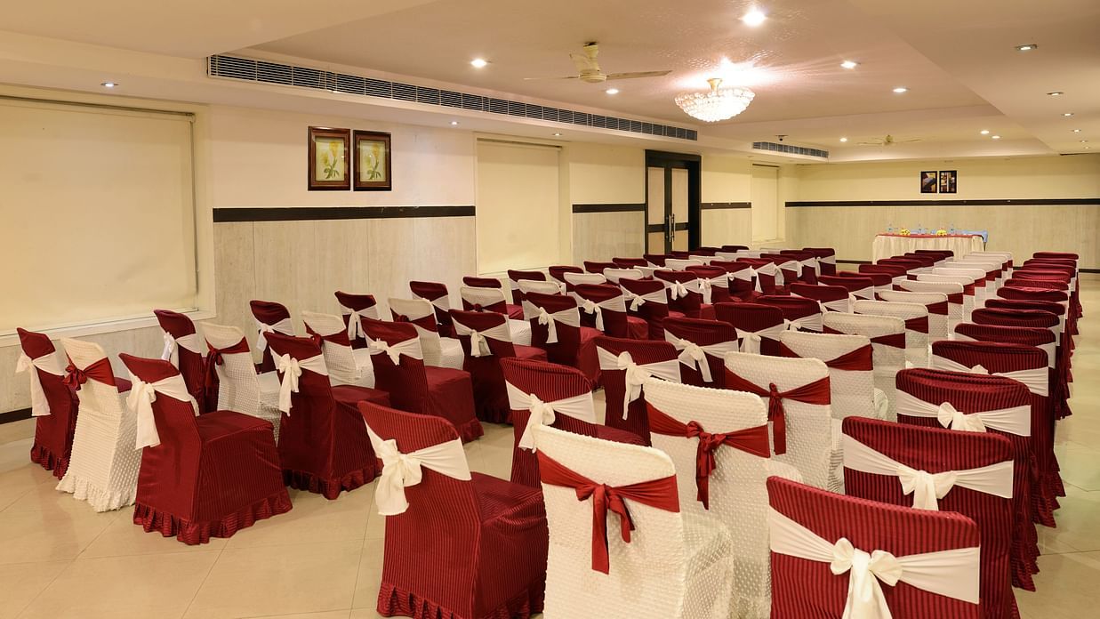 Banquet at our hotel in Moradabad03