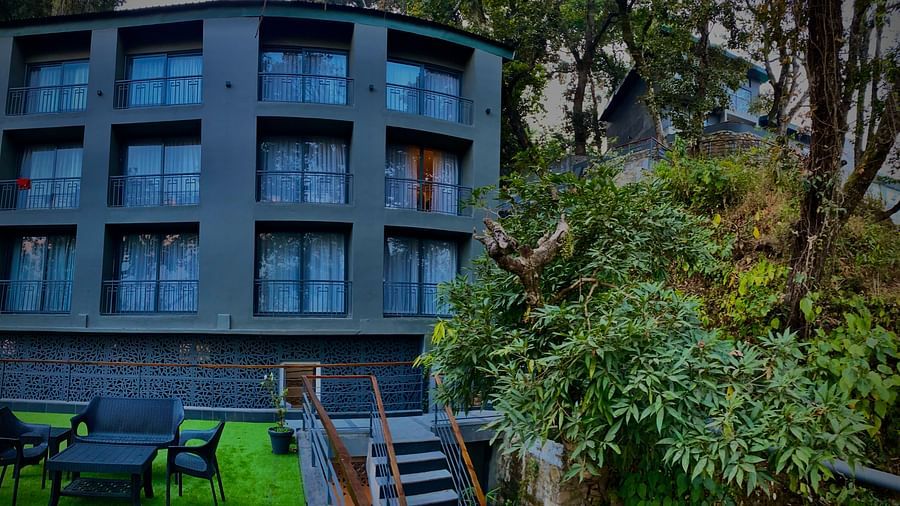 5-star hotels in Bhimtal, Nainital, 5 star resorts in Bhimtal  0682