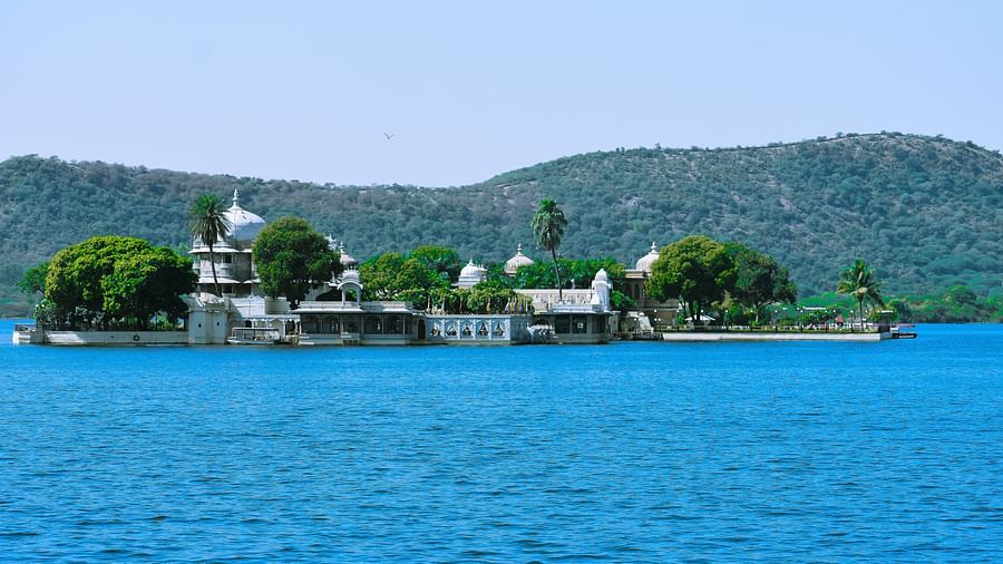 Side view of Taj Lake Palace - Udaipur
