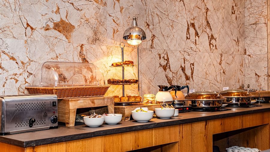 An image of the buffet arrangement at The Belvedere Himalayan Retreat, McLeodganj