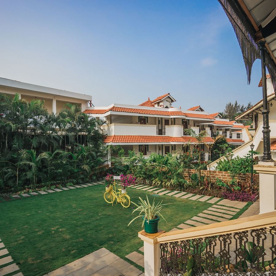 exterior of heritage village resort and spa