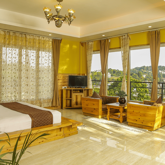 Suite Room at Mount Queens Hill Lake Resort and Spa