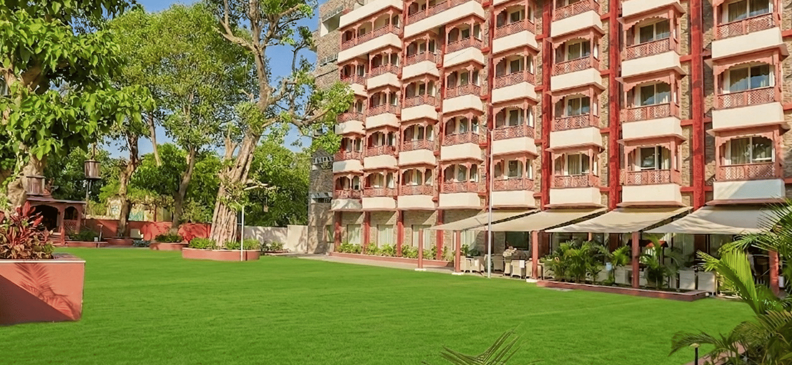 luxury hotel in haridwar near har ki pauri