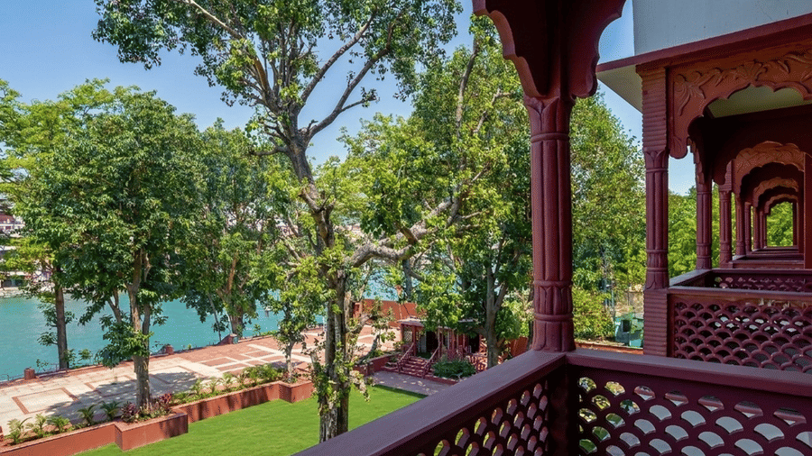 room available in haridwar