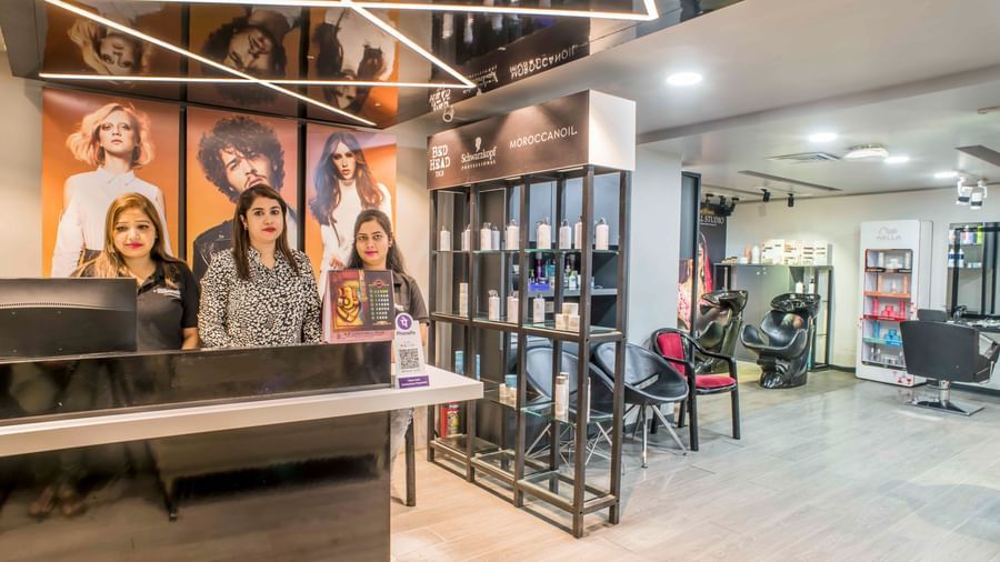 A view of the salon and seating area in The Citi Residenci Hotel, Durgapur.