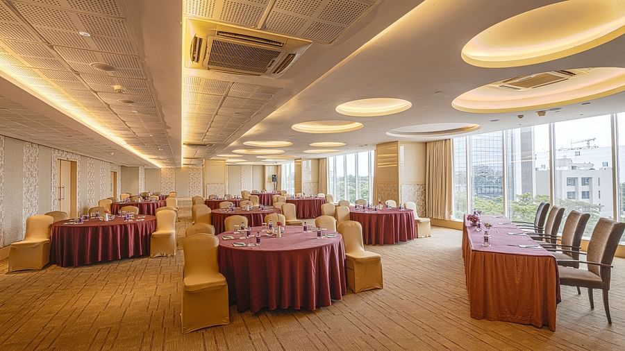 banquet hall at E Hotel