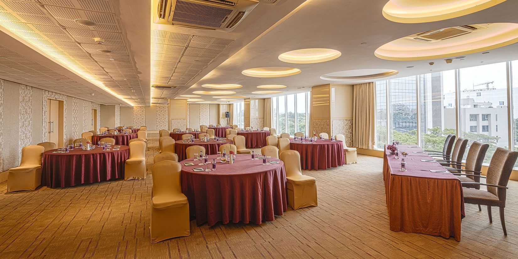 banquet hall at E Hotel