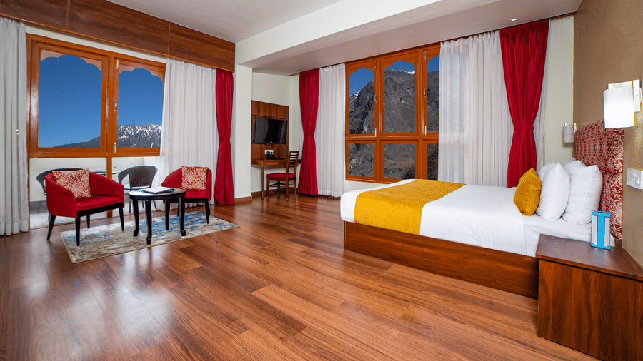 JUNIOR SUITE WITH BALCONY (1)