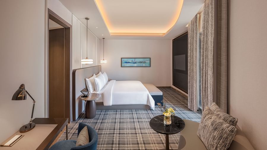 Corner suite - Bedroom
