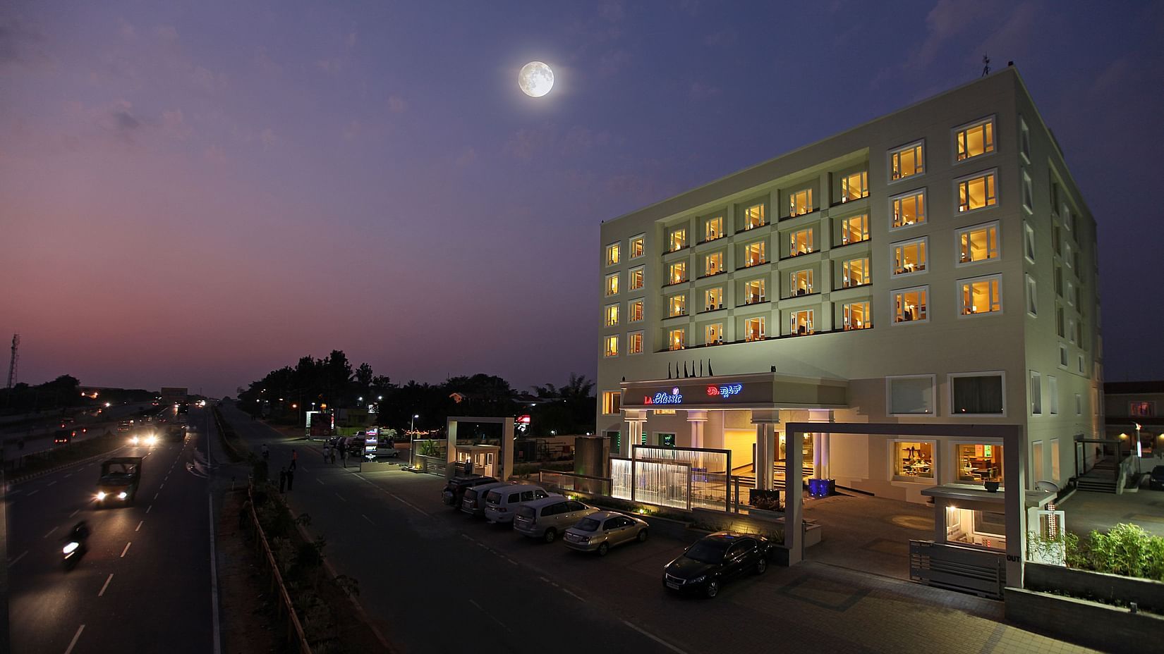 exterior facade - la classic, hosur road