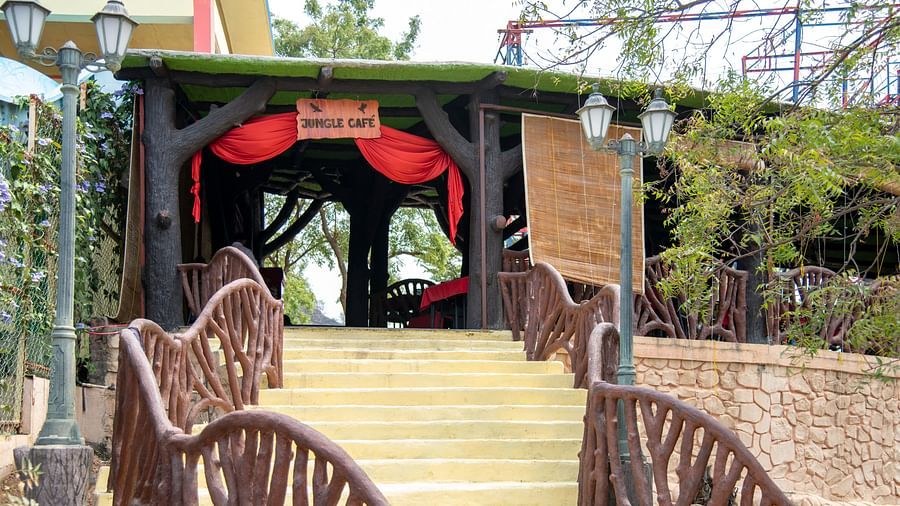 A picture of jungle cafe which has a welcome sign at the entrance | Diamond Parks, Pune