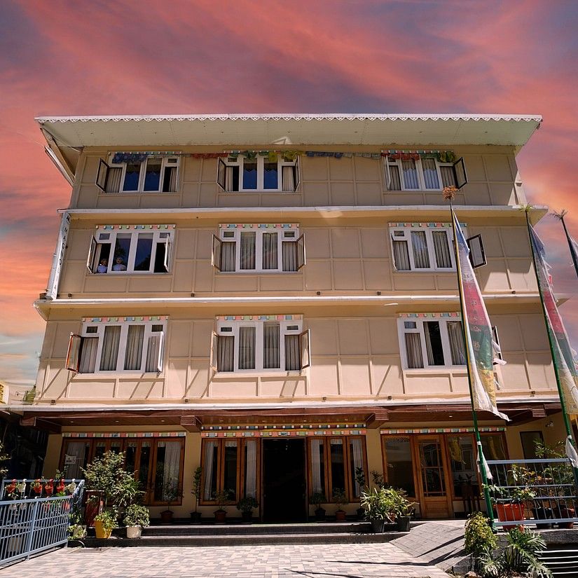 mountt hotel EDIT