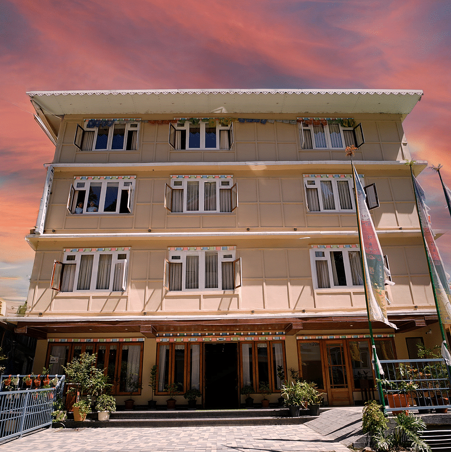 alt-text mountt hotel EDIT