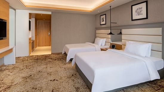 Twin Bedroom with two queen size beds