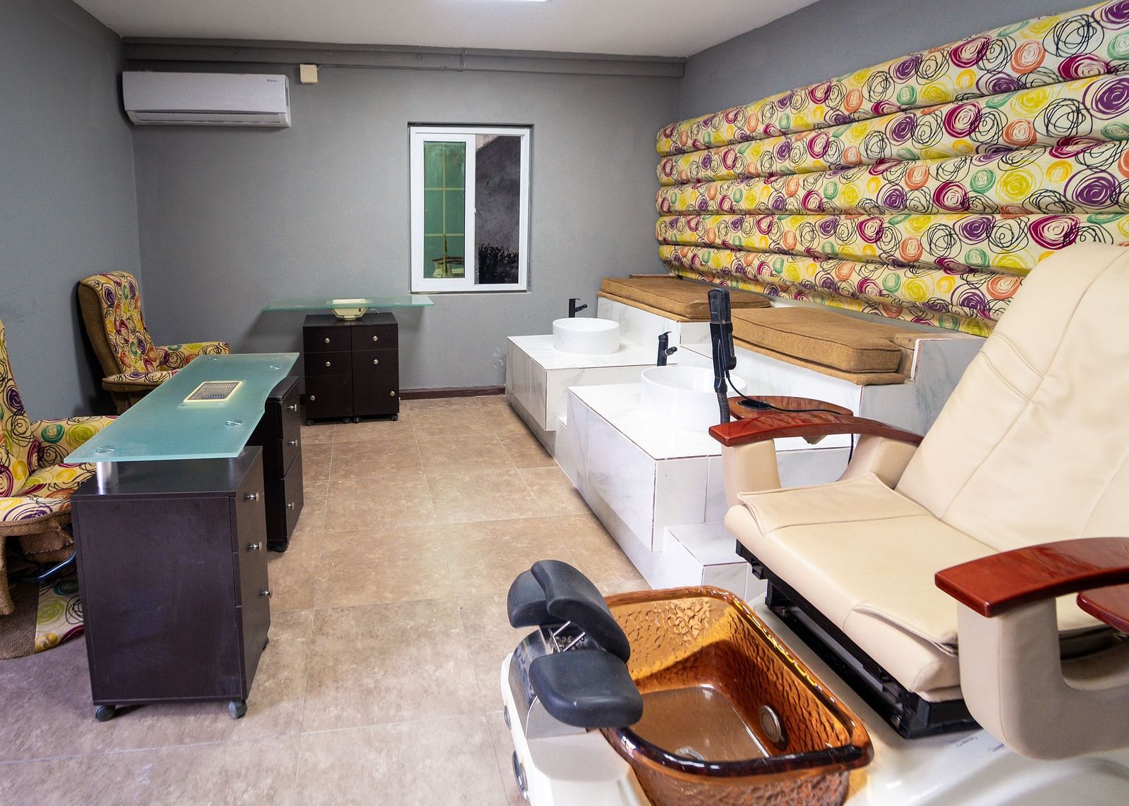 An image of The Spa @ 39 in Montego Bay filled with modern equipment - Hotel 39, Jamaica (Montego Bay)