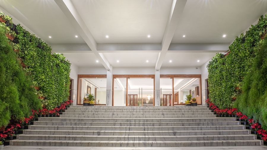 Hotels for Holi in Mathura, best hotel in Mathura Entrance