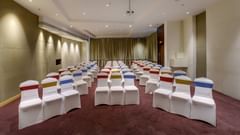 Opal - Theatre Style