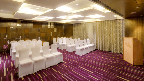 Royal - Theatre Setup