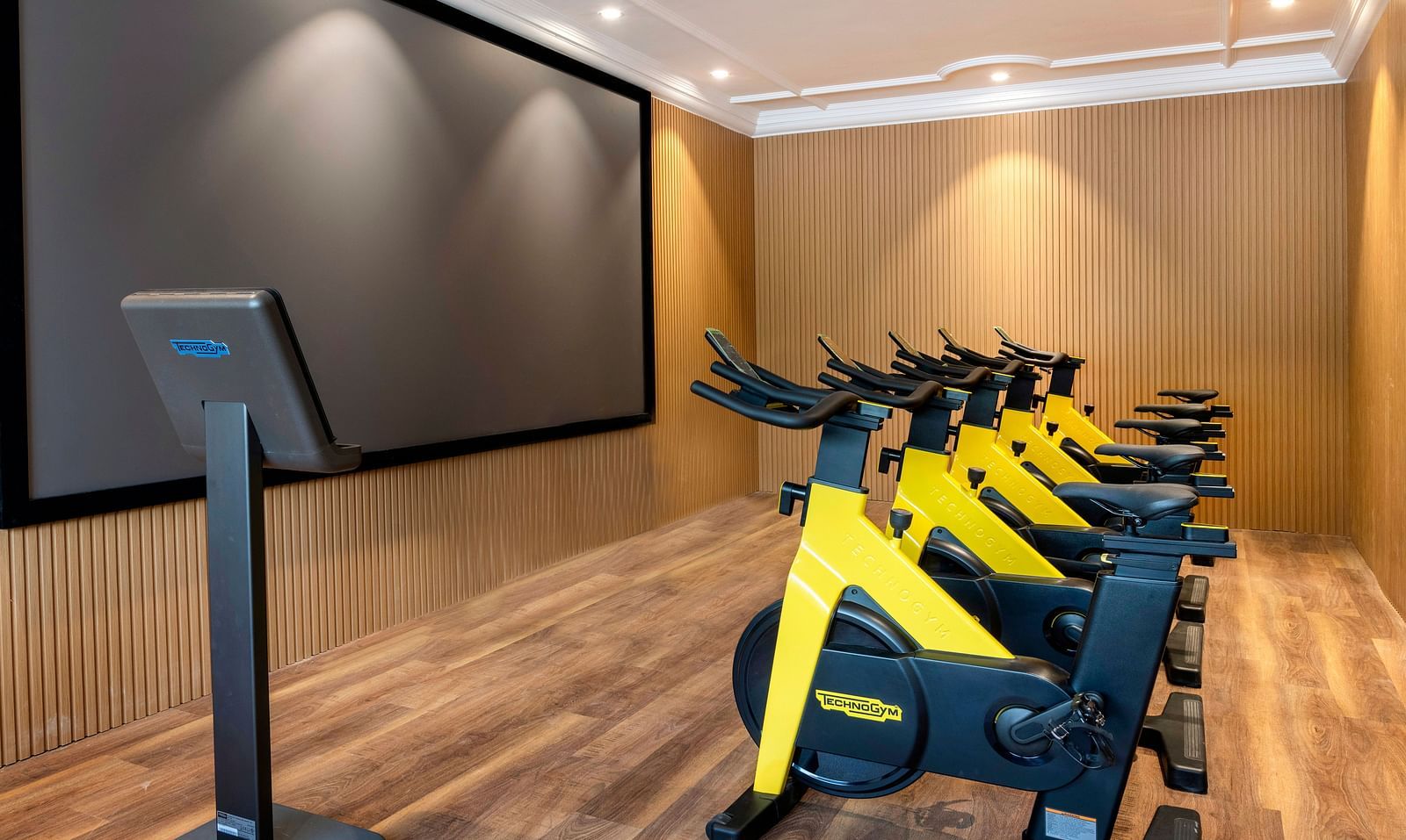 image of the spinning room in new delhi at the claridges