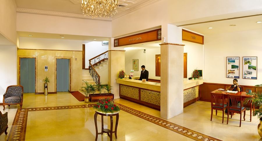 Abad Plaza Hotel Lobby